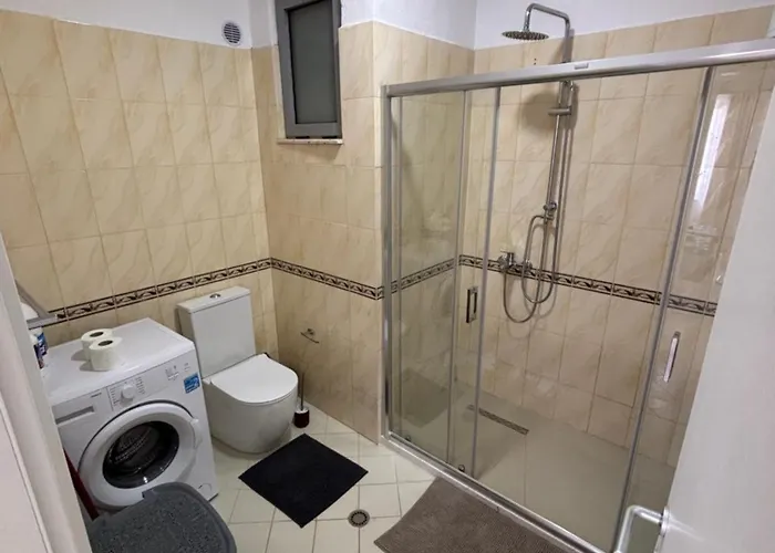 Large Modern With Balcony & Sea View * Durres