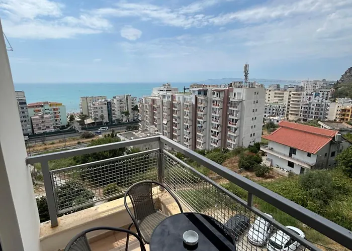 Apartment Large Modern With Balcony & Sea View *