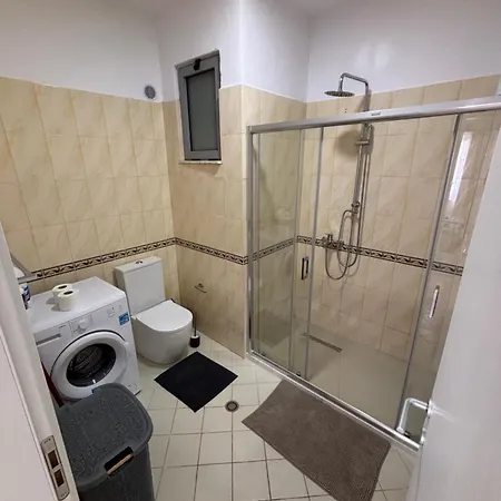 Large Modern With Balcony & Sea View * Durrës