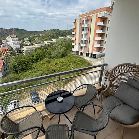 Apartment Large Modern With Balcony & Sea View Durrës